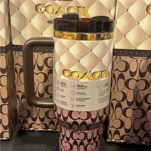 Stanley Coach Quencher Tumbler in Brown and Cream